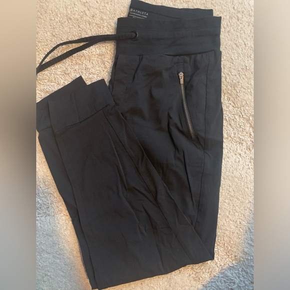 Athleta Pants - Athleta Trekkie North Jogger Size 4 Color Black